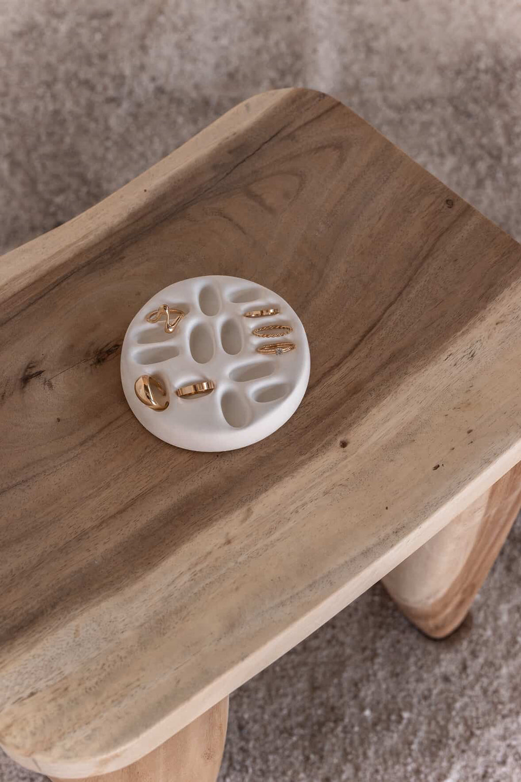 Jesmonite Ring Holder - White